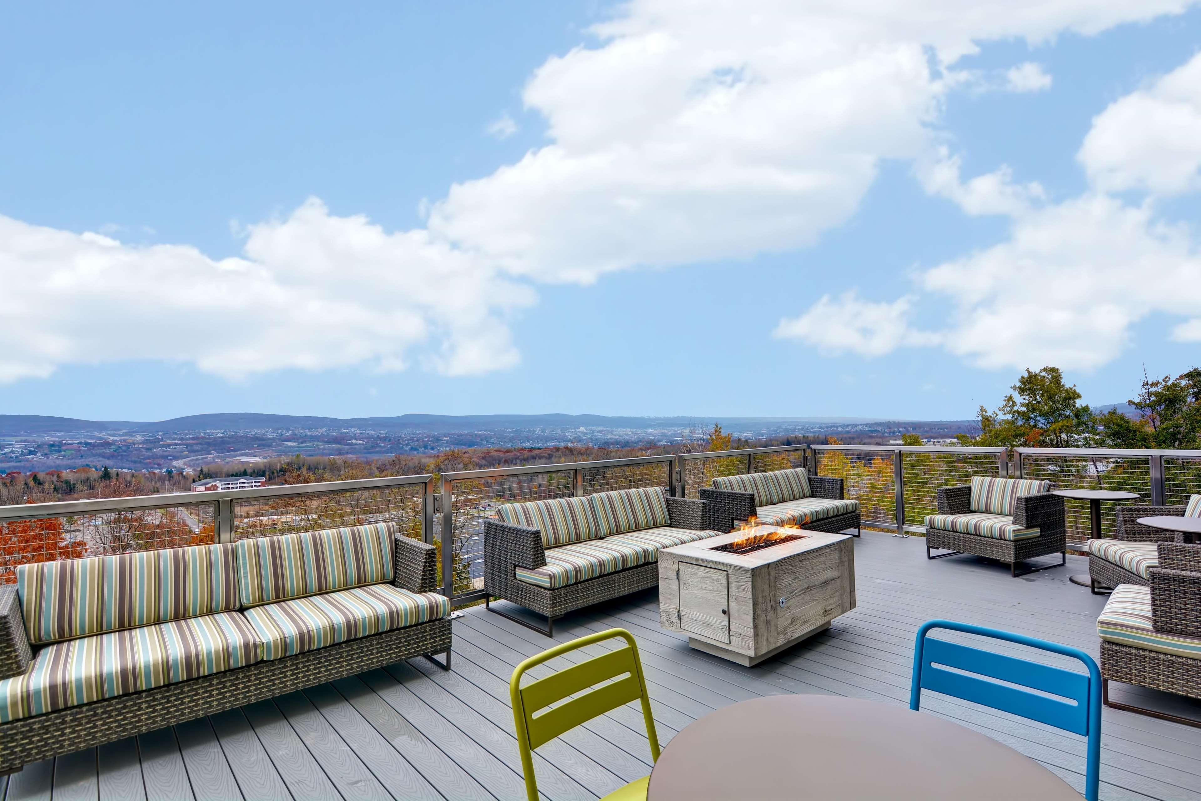 Home2 Suites By Hilton Dickson City Scranton Exteriör bild